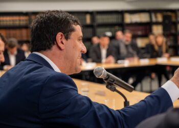 Maxi Abad: “Queremos una ley para que nunca más se recorten los fondos a la educación”