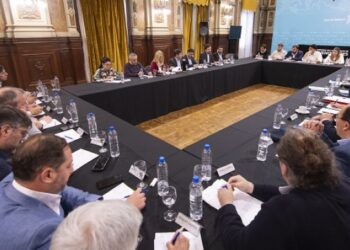 El Foro de Intendentes Radicales se reunió con el gobernador Axel Kicillof